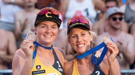 Karla Borger (r.) und Julia Sude holten 2021 EM-Bronze