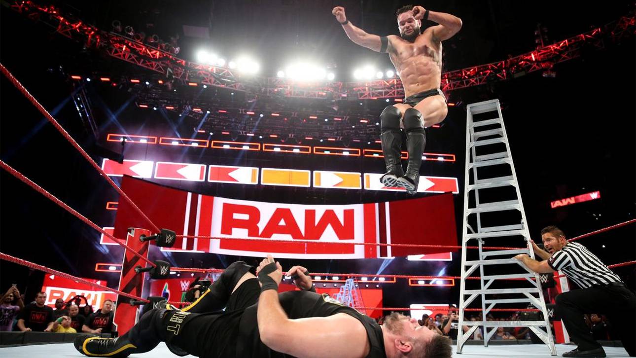 Wahnwitzige Aktion bei WWE RAW