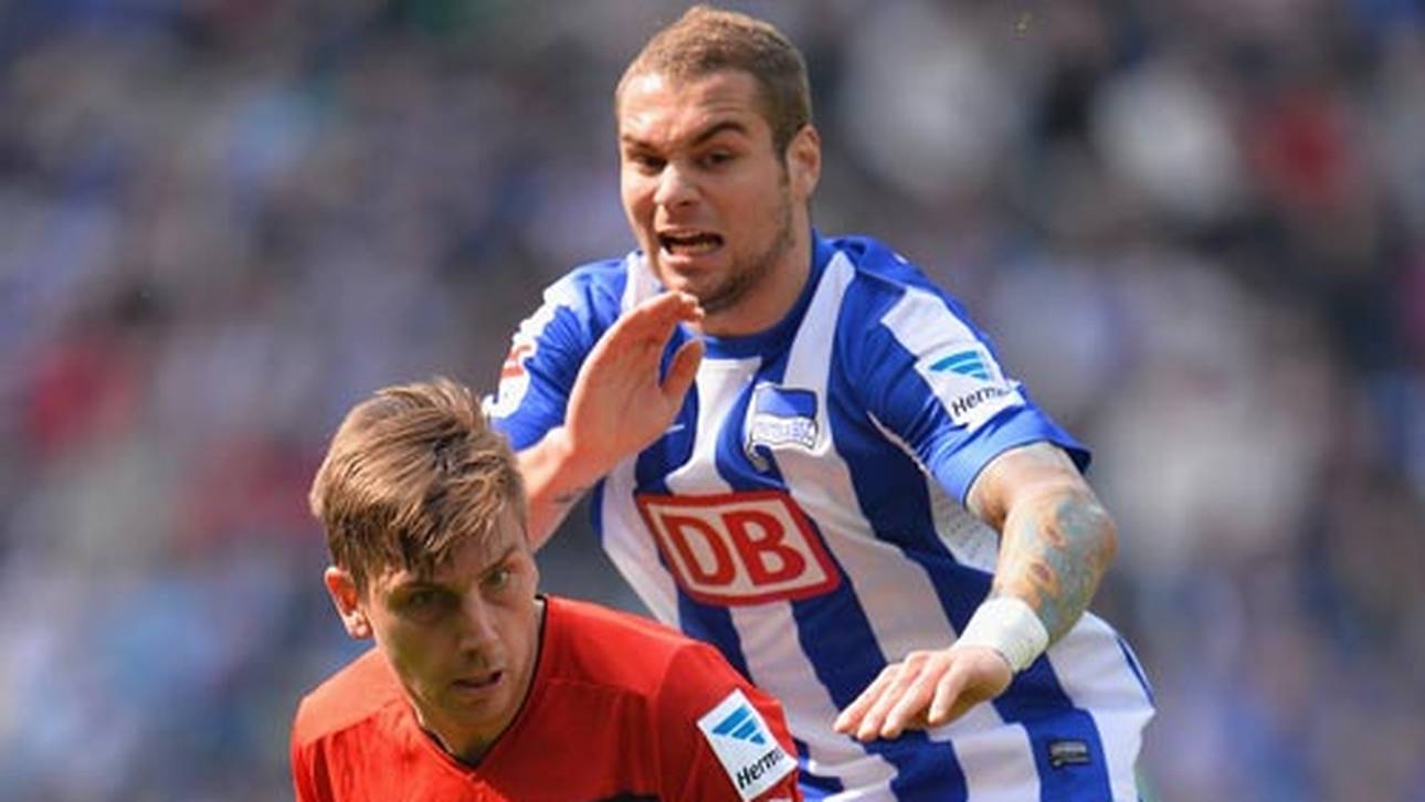 Achenbach für ein Spiel gesperrt