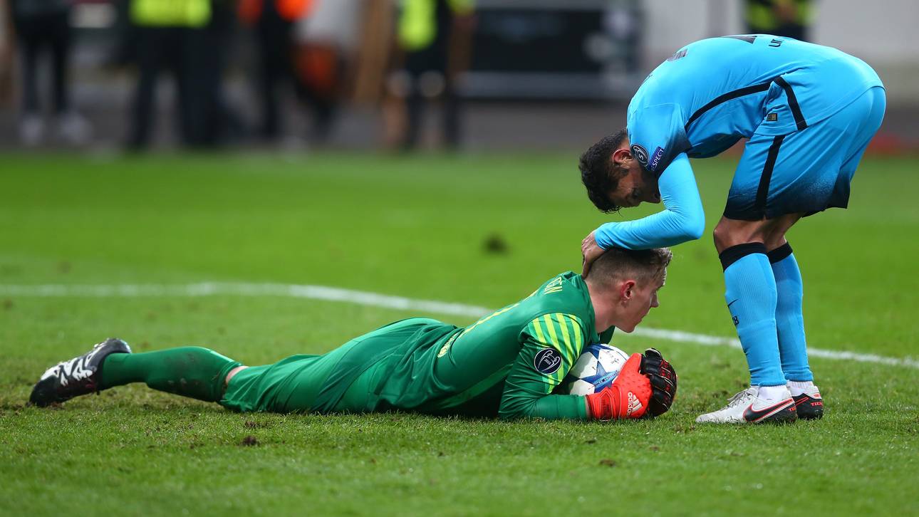 Marc-Andre ter Stegen und Adriano vom FC Barcelona