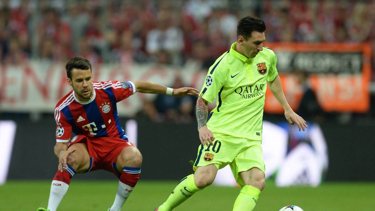 LIONEL MESSI: In den ersten Minuten versteckte sich der Superstar etwas, ließ sich teilweise weit zurückfallen, doch dann leitete er mit einem feinen Pass auf Luis Suarez den Ausgleich durch Neymar ein. Auch beim 1:2 war er es, der den Ball per Kopf auf Suarez verlängerte, der zum zweiten Mal für Neymar auflegte. Dass er in der 27. Minute eine Großchance ungenutzt ließ und an Neuer scheiterte, wird er verschmerzen können. SPORT1-NOTE: 2