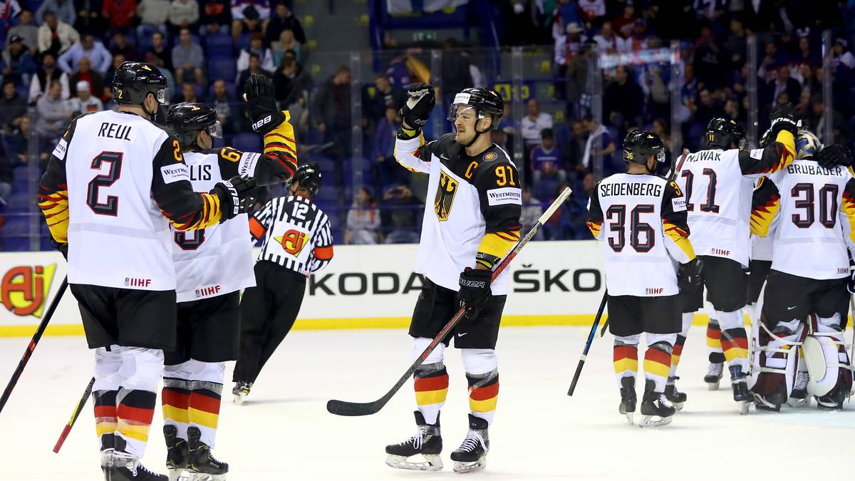 FAZIT: Tschechien hat im Duell mit Deutschland auf dem Papier die Nase vorn. Doch chancenlos ist das deutsche Team nicht. Denn mit der bisher gezeigten gnadenlosen Effektivität und einer herausragenden Goalie-Leistung ist gegen Tschechien ein Coup möglich