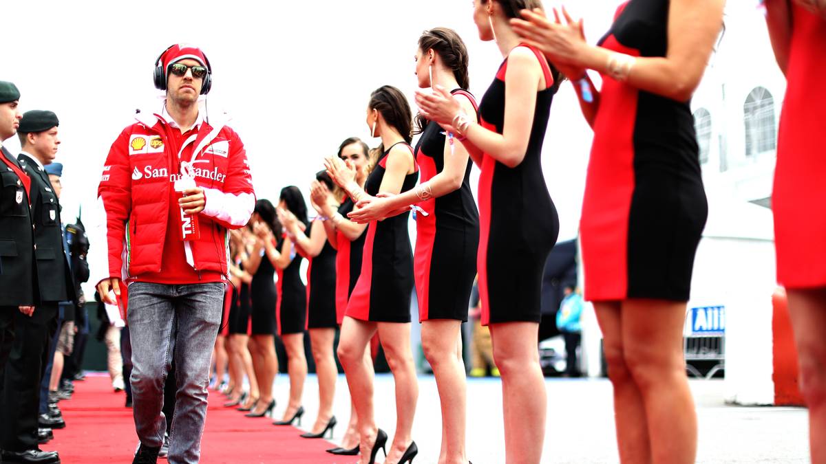 Nicht nur die Piloten um Sebastian Vettel, auch die Grid Girls zeigen sich in Montreal in bestechender Form. SPORT1 zeigt die Bilder der Schönheiten