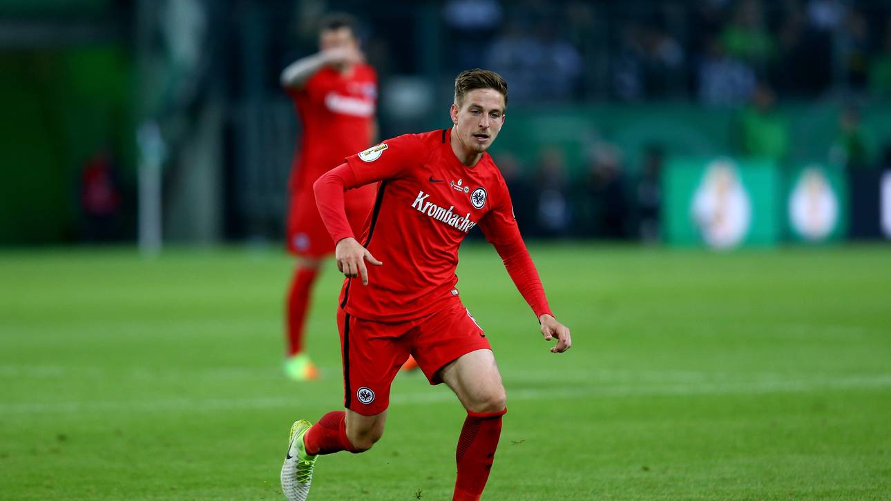 Eintracht spielt mit Sondertrikot