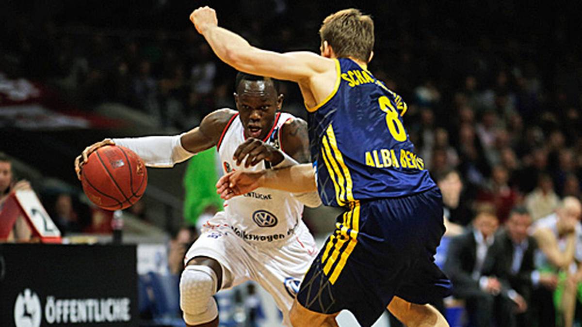 In der Saison 2012/13 gehört er bereits zur Starting Five in Braunschweig, kommt im Schnitt auf 12 Punkte, 2,5 Rebounds und 3,2 Assists pro Spiel. Die Phantoms verpassen die Playoffs als Tabellen-13. aber deutlich, spielen sogar gegen den Abstieg
