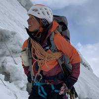 Laura Dahlmeier gibt spezielle Einblicke in ihre Leidenschaft nach dem Karriereende. Dabei ist der Ex-Biathlon-Star auch nachts und in schwindelerregenden Höhen unterwegs.