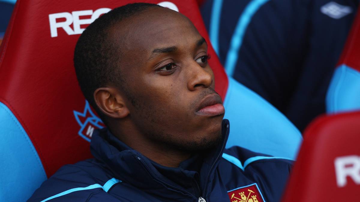 Nsereko heuerte im September 2012 in Unterhaching an, reiste wenig später nach Thailand, täuschte dort eine Entführung vor, und war im Oktober wieder ohne Job. Danach ging es nach Köln, zur Viktoria. Nsereko war in der vierten Liga angekommen