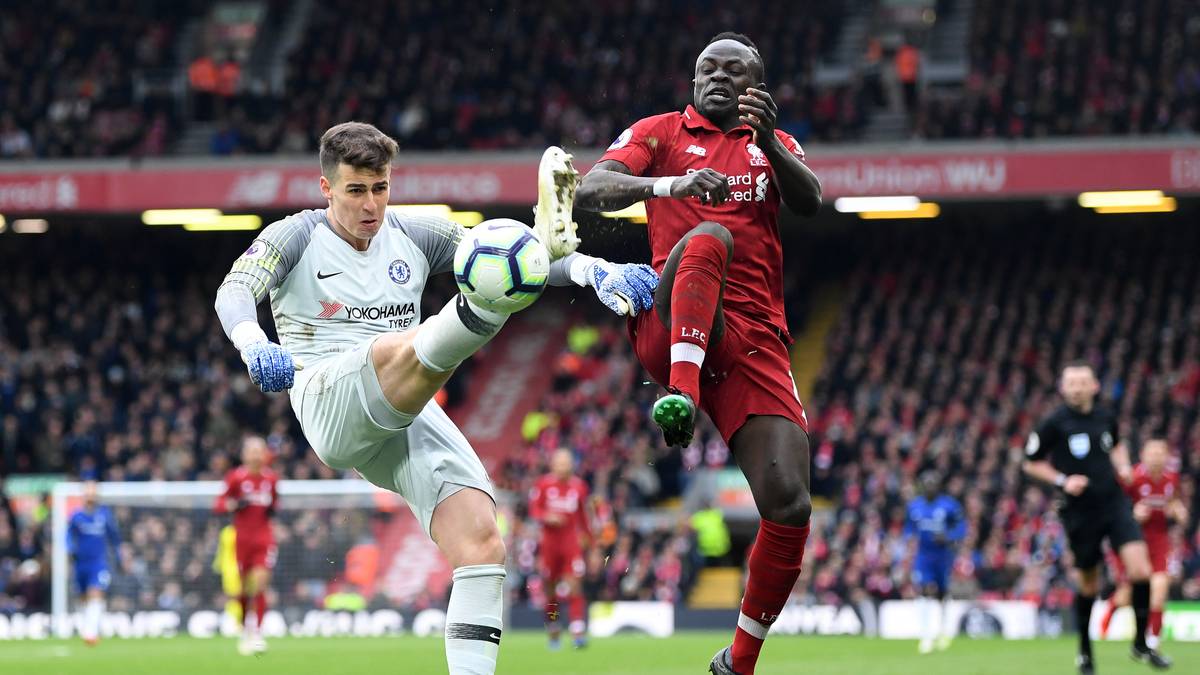 In 54 Pflichtspielen blieb er 23 Mal bei null Gegentoren. Auch wenn er im Finale der Europa League einmal hinter sich greifen musste, durfte er sich beim 4:1-Sieg über Arsenal über seinen ersten großen Klub-Titel freuen. Der Spanier könnte sich in der Zukunft noch weiterentwickeln