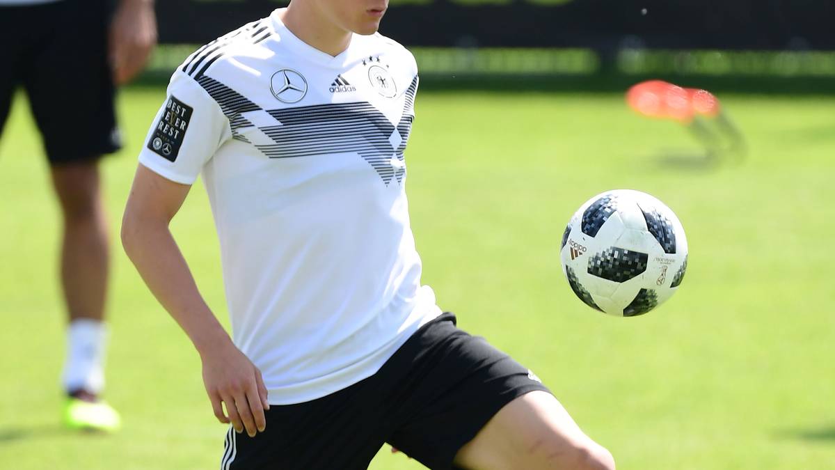 MATTHIAS GINTER (ab 81.): Wurde für Kimmich eingewechselt und spielte fortan als Rechtsverteidiger. Kam für eine Benotung aber zu spät. 