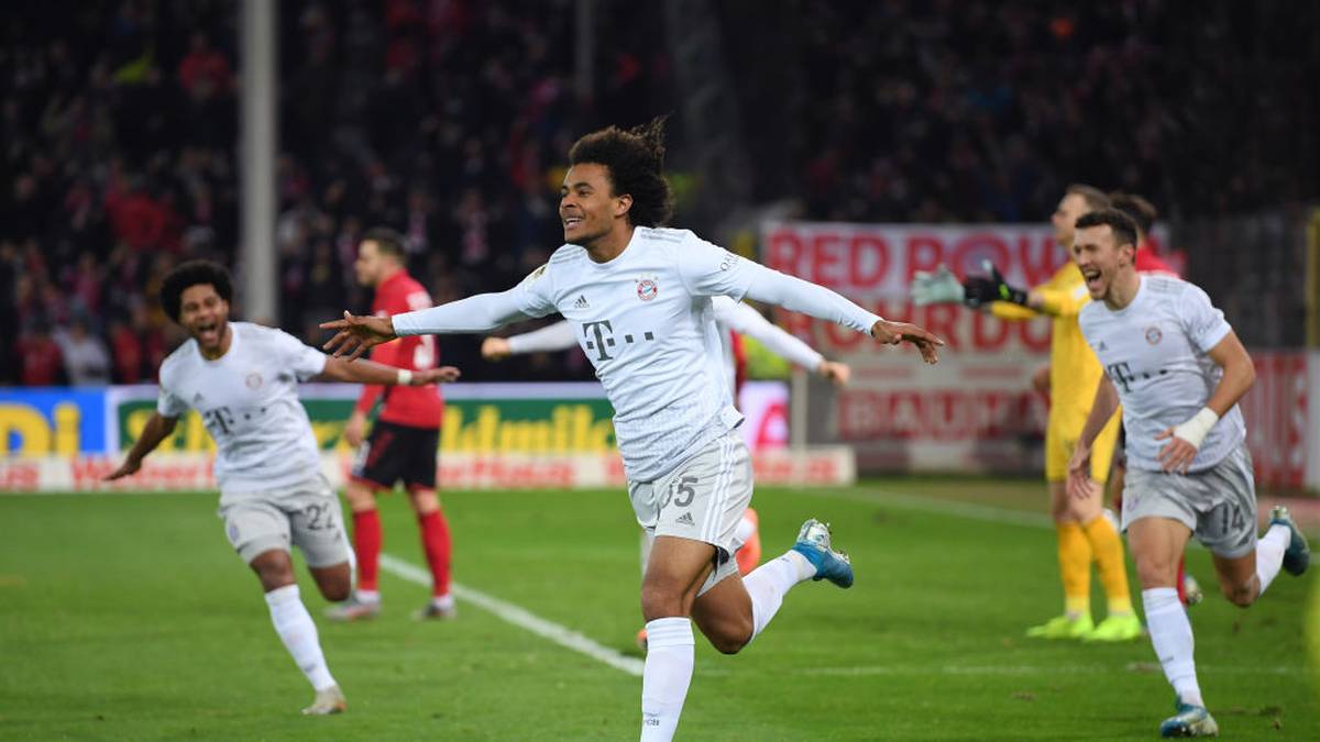 Joshua Zirkzee machte am Mittwochabend von sich reden. Beim Stand von 1:1 in Freiburg eingewechselt, erzielte der 18-Jährige kurze Zeit später mit seinem ersten Ballkontakt in der Bundesliga sein erstes Tor. Dank des Niederländers siegten die Bayern schlussendlich mit 3:1
