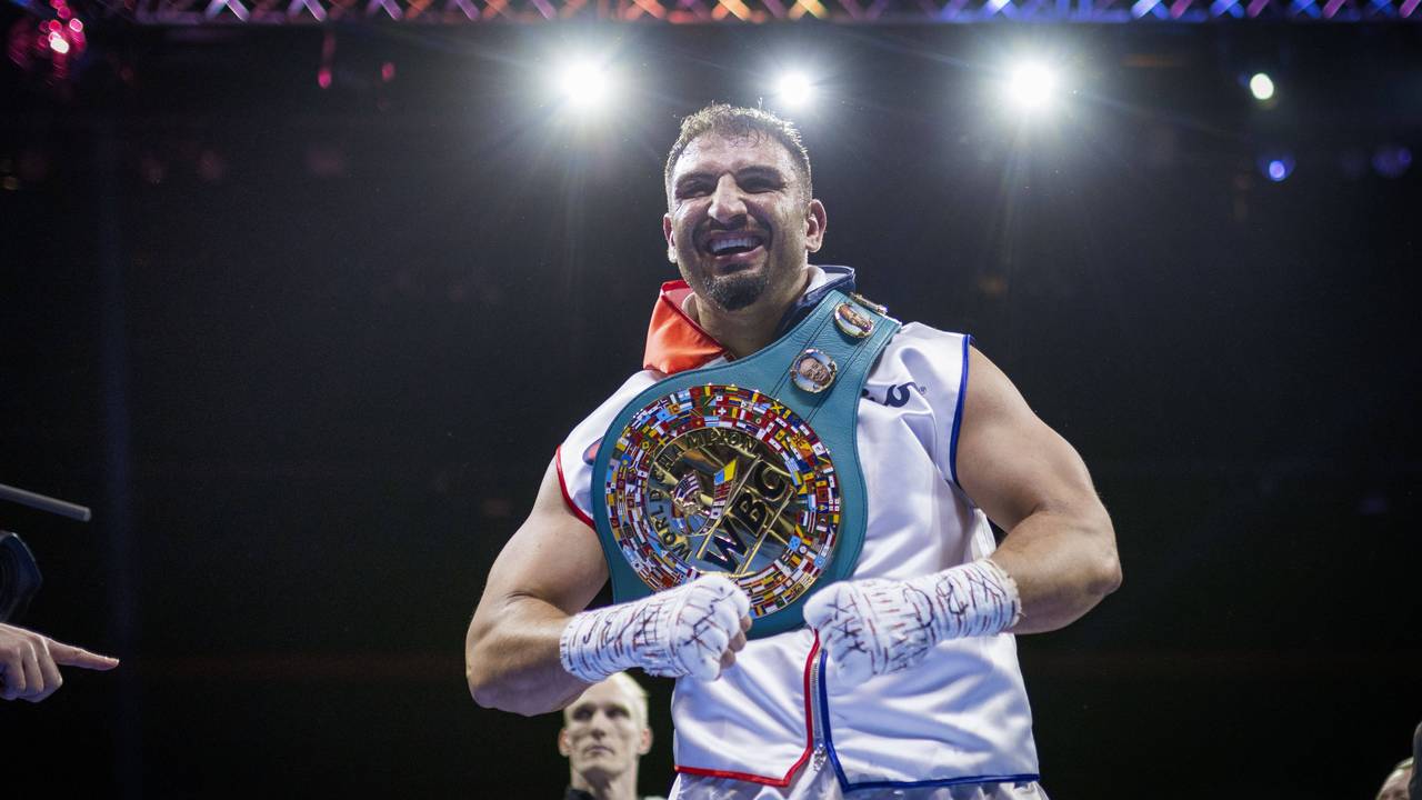 Deutschland hat einen Box-Weltmeister im Schwergewicht!