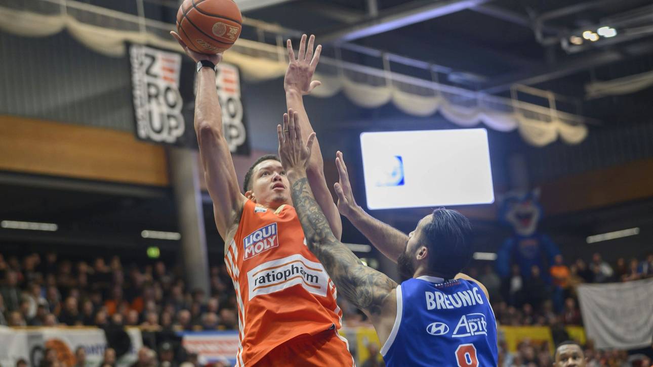 Ulm bleibt auf Verfolgerkurs