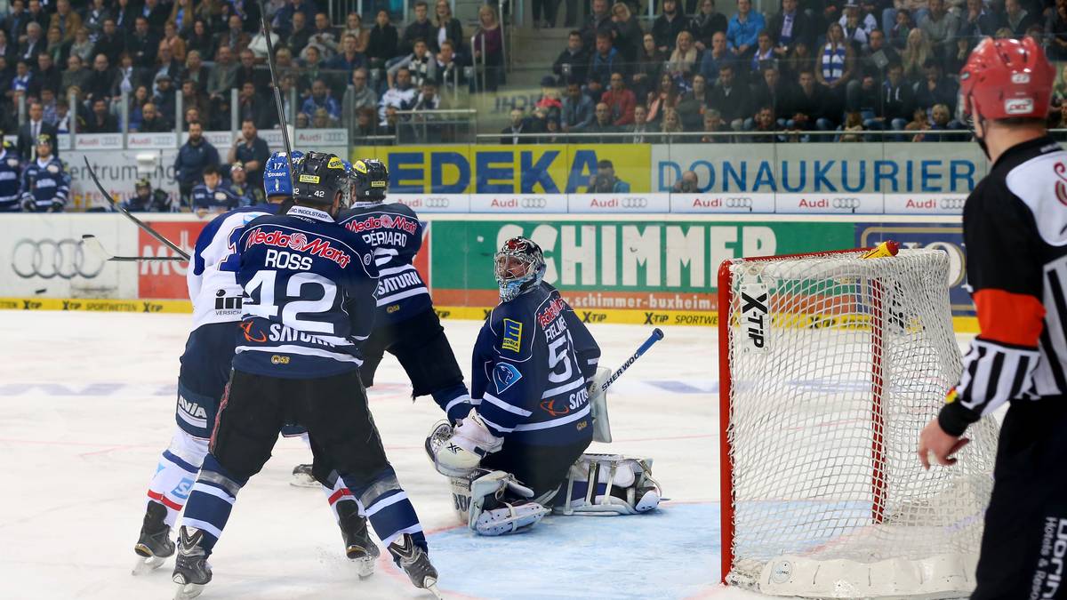 Das ganze Spiel über ist Mannheim die abgeklärtere Mannschaft. Nur in Überzahl kommt der ERC zu Chancen