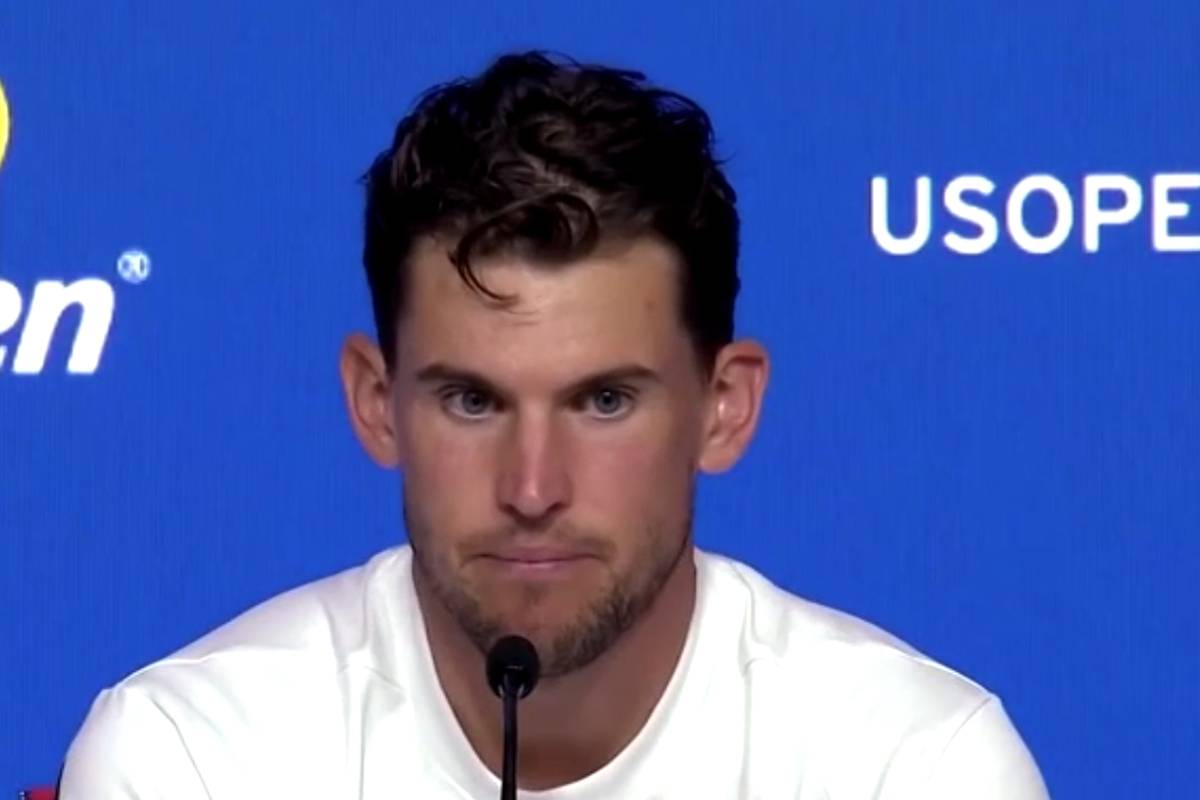 Nach seiner Niederlage bei den US Open wird Dominic Thiem verabschiedet. Im Anschluss erklärt er die Gründe für sein Karriereende.