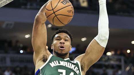 Giannis Antetokounmpo legte am Mittwoch unglaubliche Zahlen auf