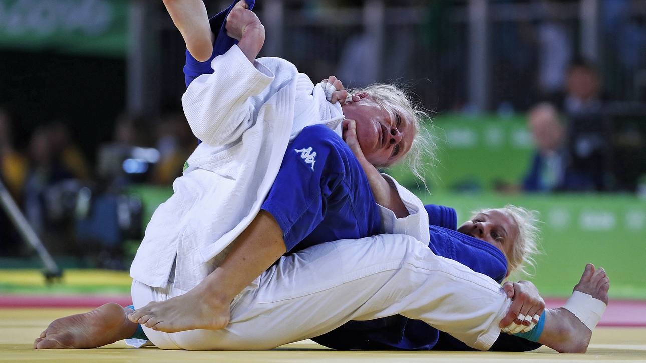 Wut nach Würgen bis zur Ohnmacht