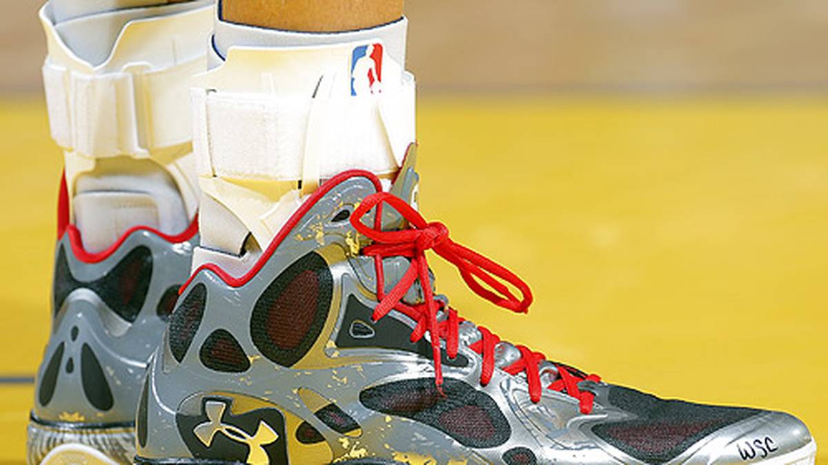 Der Point Guard der Warriors kann sich einfach nicht für ein festes Paar Schuhe entscheiden...