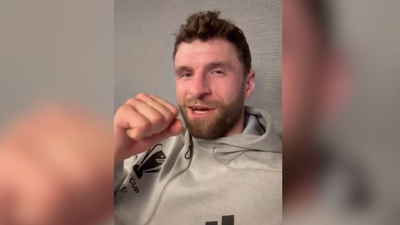 Müller taucht bei Bayern-Spiel auf