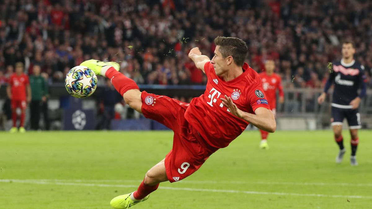 ROBERT LEWANDOWSKI: Der Pole hatte gegen die robuste Belgrader Defensive einen schweren Stand. Haute sich aber rein und riss dadurch auf engstem Raum immer wieder Löcher für seine Mitspieler. Hatte mehrmals Pech im Abschluss, ergrätschte sich dann aber sein Tor zum 2:0 (80.) nach einem Fehler von Gobeljic. SPORT1-Note: 2,5