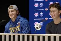 Die Buffalo Sabres sind zu Gast in München. Nach dem Opening des SAP Garden besucht das Team heute die Wiesn. 