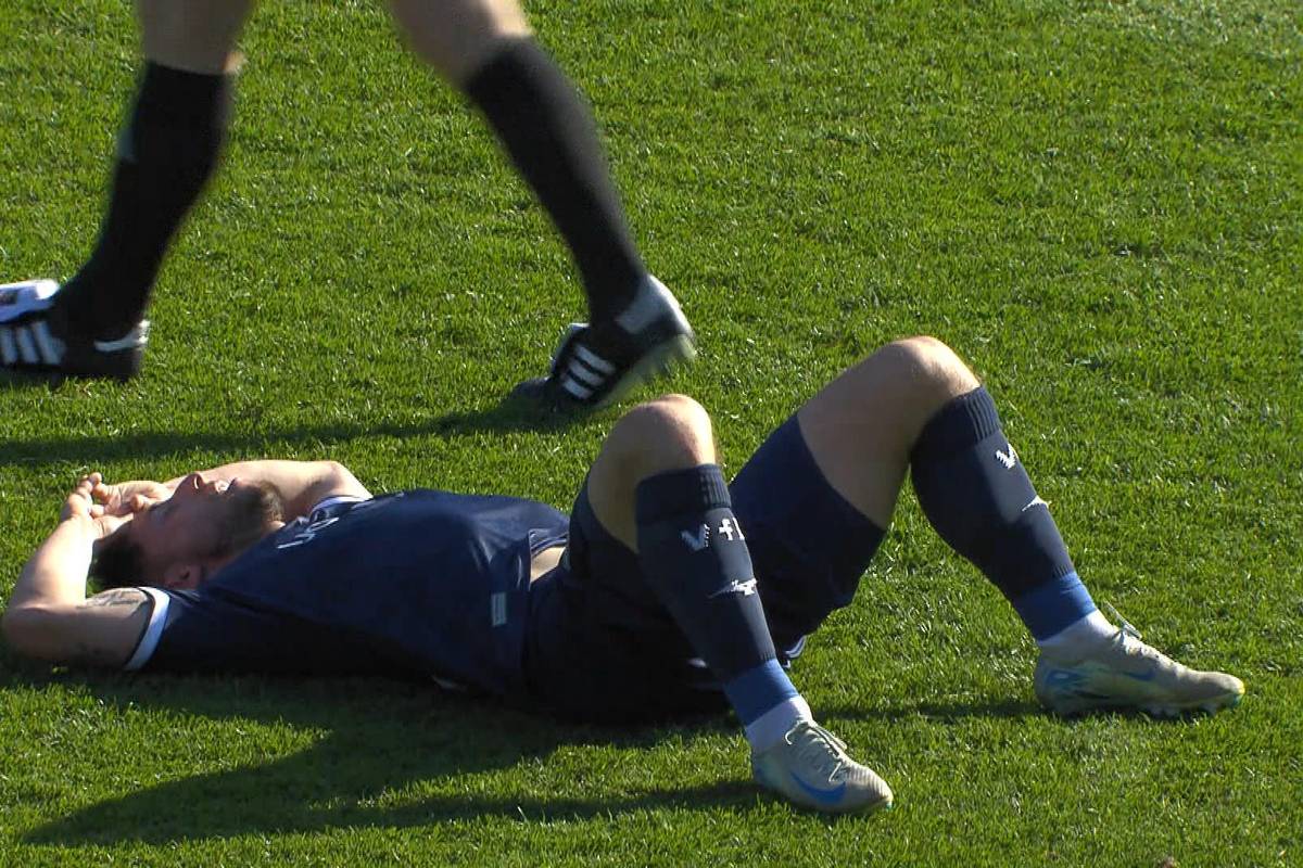 Fast ein Jahr nach der Relegations-Rettung steht der VfL Bochum wieder mit dem Rücken zu Wand. Bei Abstiegskonkurrent Heidenheim ist am Freitag ein Sieg Pflicht. Doch wie viel Hoffnung gibt es noch beim VfL?