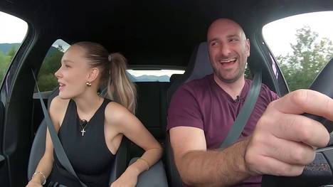 Viel Power und jede Menge Platz: Das neue Škoda Enyaq Coupé RS IV im Test. Außerdem macht Chris mit Laura eine Spritztour im Cupra Born - wie viel Emotion steckt im ersten Elektroauto der Marke? Und können die Traditionsmarken hier mithalten? Wir schauen dem Mercedes EQS AMG 53 und Deutschlands meistverkauftem Elektroauto, dem Fiat 500e, unters Blech!