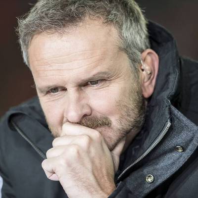 Dietmar Hamann regt im Falle einer Trennung von Hansi Flick an, als Nachfolger endlich einen Bundestrainer aus dem Ausland in Betracht zu ziehen. 