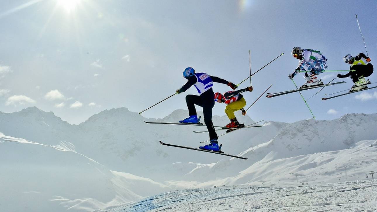 Skicrosser auf Reiteralm früh raus