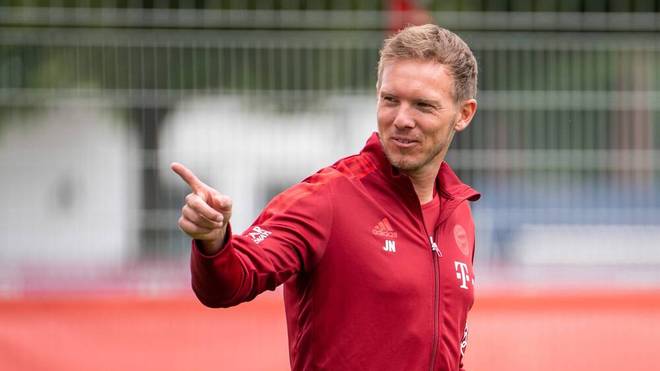 Julian Nagelsmann auf dem Trainingsplatz des FC Bayern