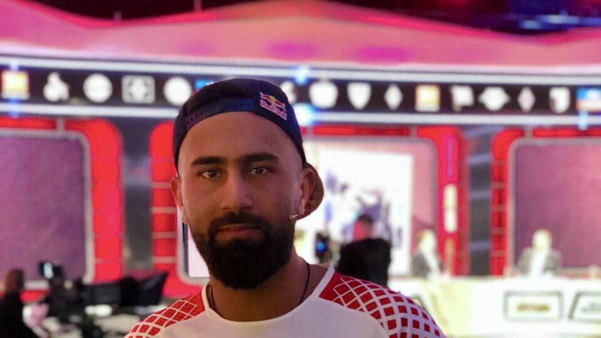 Das liegt nicht zuletzt auch an der Leistung von Cihan Yasarlar. Der RB-Profi wurde bereits einmal Europameister auf der PS4 und gewann 2017 auch die Virtuelle Bundesliga