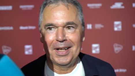 Wird Freiburgs Noah Atubolu bald von Julian Nagelsmann nominiert? DFB-Boss Andreas Rettig kann sich einen kleinen Scherz nicht verkneifen.