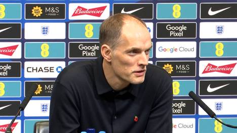 Der Vertrag von England-Trainer Thomas Tuchel läuft noch bis zur WM 2026. Der Deutsche scheint einem Engagement darüber hinaus aber nicht abgeneigt zu sein. Ganz im Gegenteil: Tuchel schwärmt von seinem jetzigen Job.