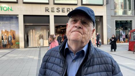 Leroy Sané und Leon Goretzka stehen für die kommenden Länderspiele im Aufgebot der deutschen Nationalmannschaft. Die Fans bewerten ihre Nominierung durch Bundestrainer Julian Nagelsmann und diskutieren zugleich die Chancen Deutschlands auf den Gewinn der Weltmeisterschaft.