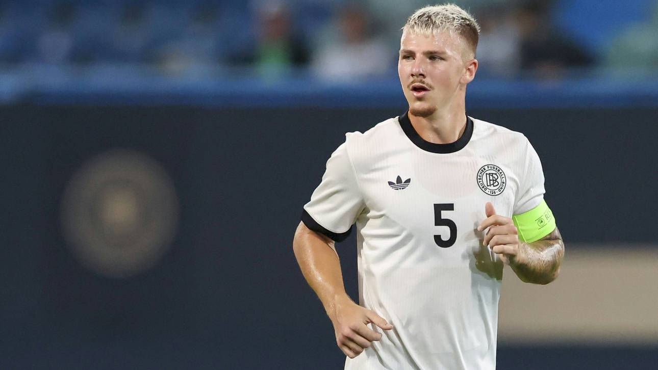 Finn Jeltsch als U21-Kapitän im September gegen Lettland