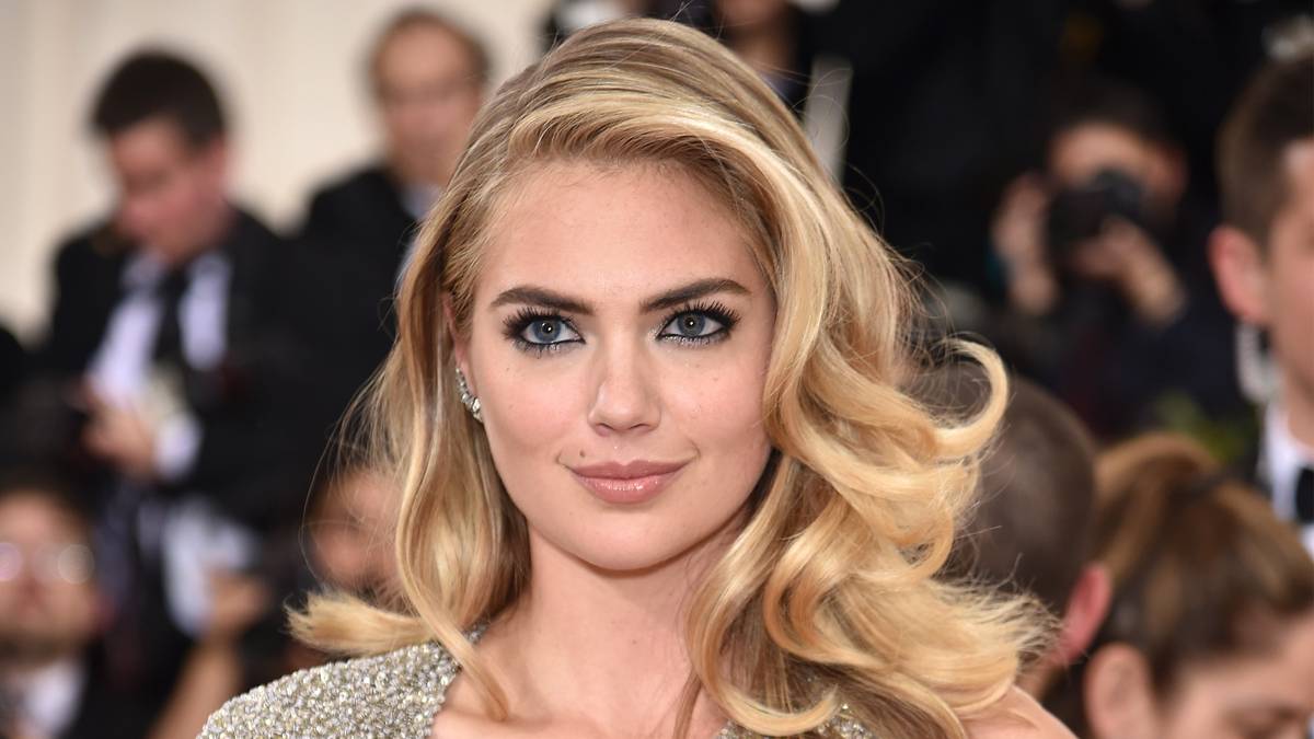 Die Verlobung der beiden war vor Beginn der letzten Saison bekannt geworden. Auf der MET-Gala in New York zeigte sich Upton mit einem funkelnden Ring, der nicht zu übersehen war