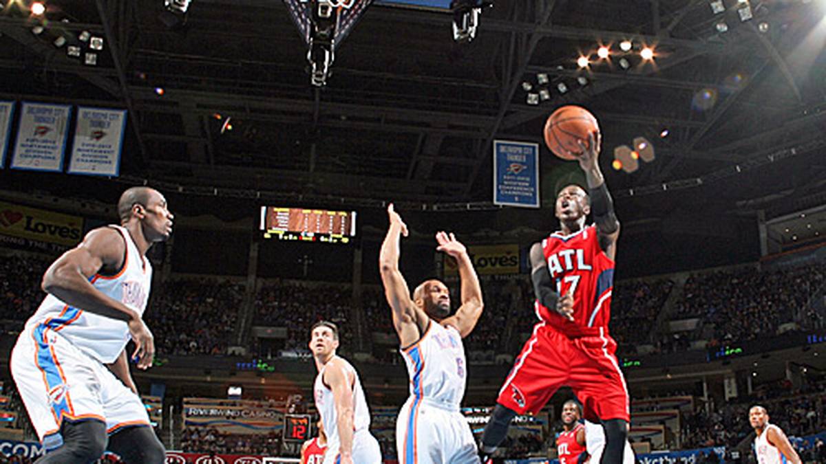 ... wie Ende Januar gegen Oklahoma City Thunder. Dazwischen liegen im Dezember aber mehrere Wochen in der Development League. Ihm fehlt noch die nötige Konstanz