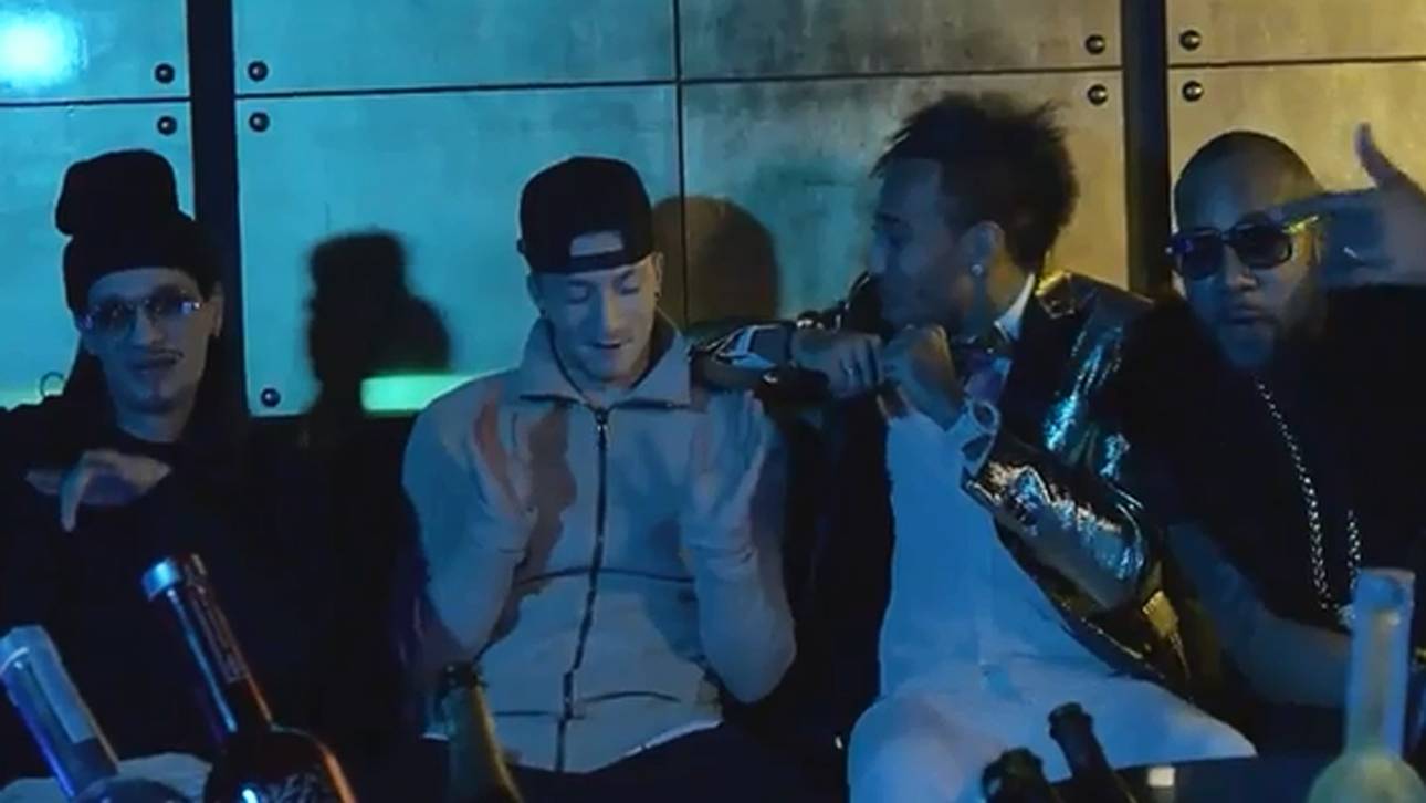 Aubameyang und Reus in Musikvideo