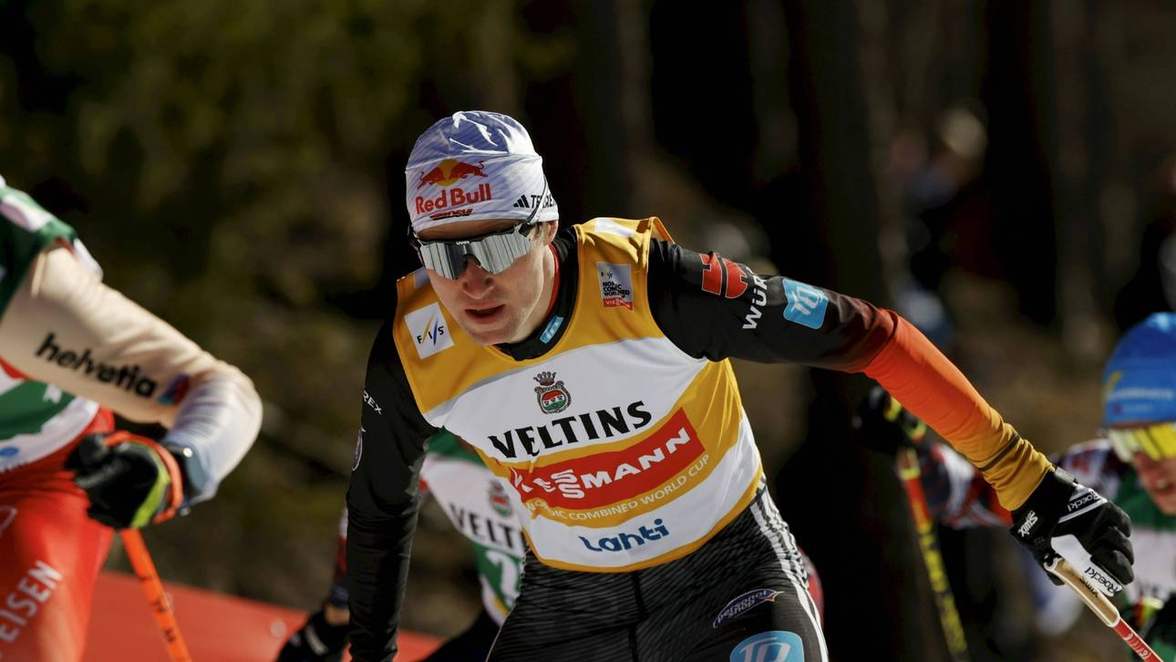 Geiger erhält Kugel, Schmid mit Podest