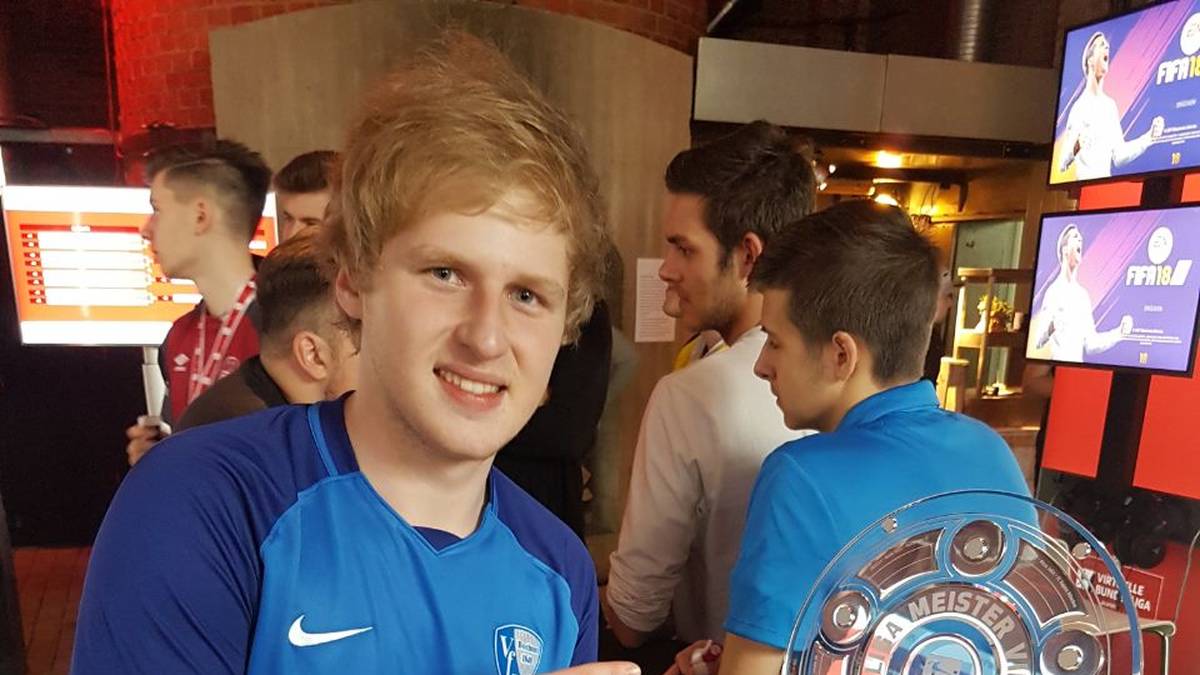 Anders hingegen sieht es in der hauseigenen eSports-Abteilung aus. Michael 'MegaBit' Bittner gehört zu den bekanntesten FIFA-Spielern Europas. Zu seinen größten Erfolgen gehört das Erreichen der Top-4 des FUT Champions Cups in Barcelona auf der Xbox One