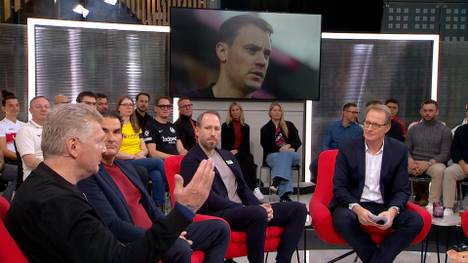 Wie plant Manuel Neuer seine Zukunft über den Sommer hinaus? SPORT1-Experte Stefan Effenberg stellt die These auf, dass der Bayern-Torwart mit Thomas Müller zusammenspielen könnte.