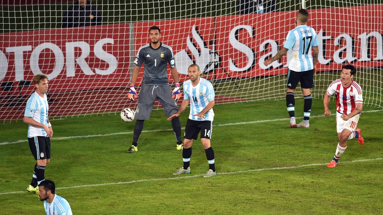 Argentinien patzt zum Auftakt