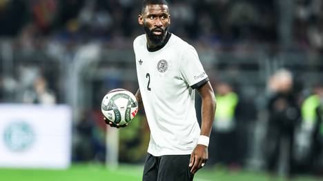 Der DFB hat Antonio Rüdiger nach seinem Ausraster im spanischen Pokalfinale gerügt. SPORT1-Chefreporter Stefan Kumberger erklärt den Standpunkt.