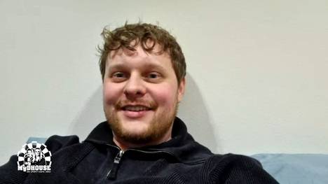 Kevin Doets ist vor dem zwölften Spieltag der Premier League of Darts bei Madhouse zu Gast und SPORT1-Experte Max Hopp teilt seinen schönsten Moment mit dem Niederländer.