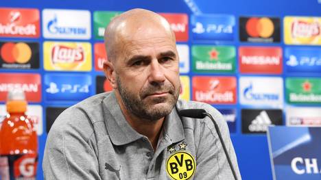 Trainer Peter Bosz wartet mit Borussia Dortmund noch auf die ersten Punkte in der Champions League