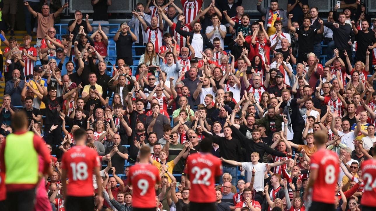 Gibt es in England bald wieder Stehplätze?