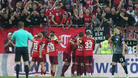 Umkämpftes Spiel: Kaiserslautern jubelt zuhause