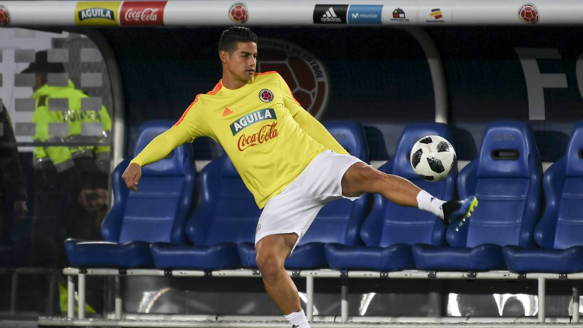 PLATZ 6 - JAMES RODRIGUEZ (Kolumbien/17,1 Mio. Follower): Die Kolumbianer haben Talent, James wurde bei der WM 2014 mit dem Goldenen Schuh ausgezeichnet - mit einer ähnlichen Leistung könnte der Bayern-Star seine Follower-Zahlen noch mal richtig pushen