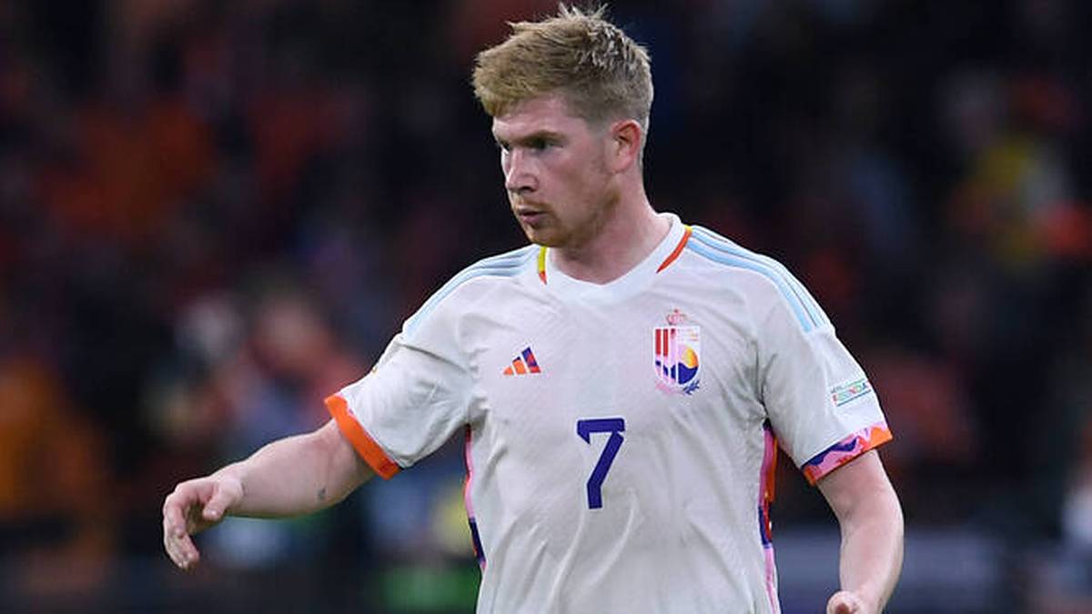 Kevin de Bruyne im weißen Auswärtstrikot 