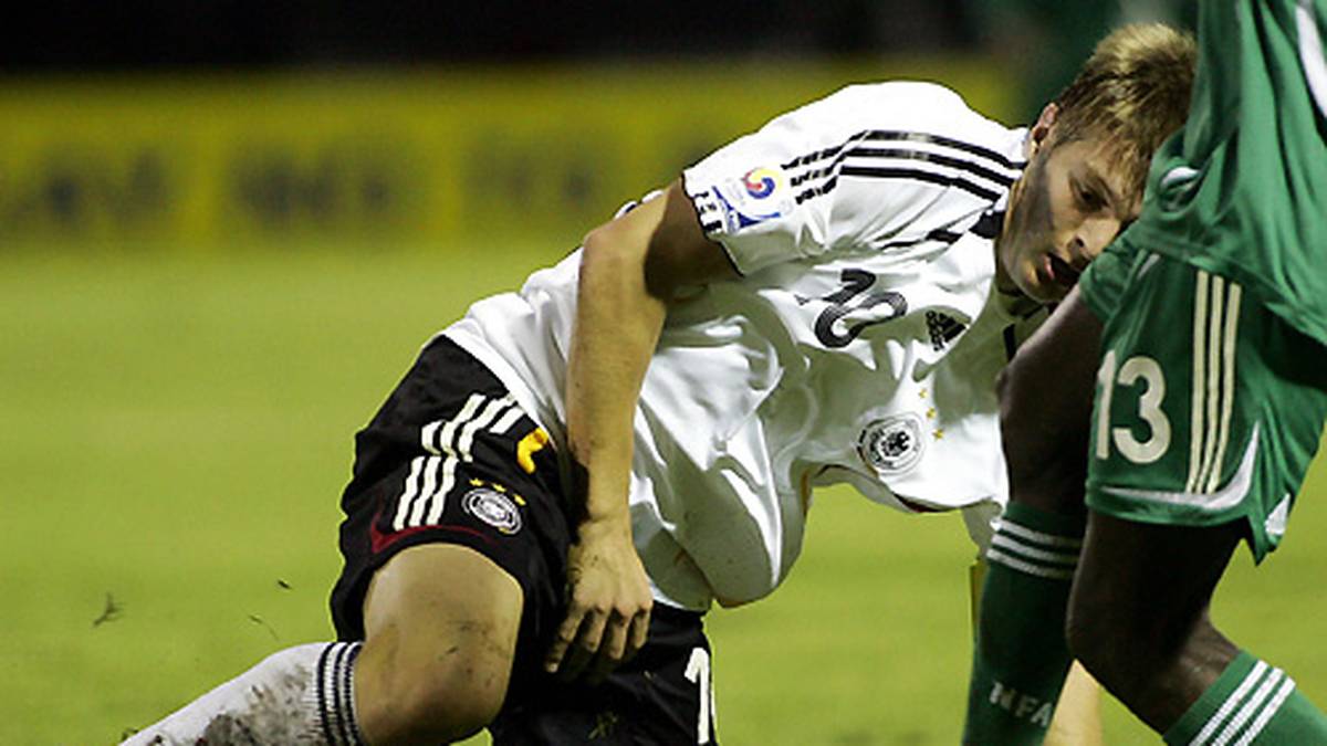 Auch 2007 im WM-Halbfinale ist für Kroos und Kollegen im Halbfinale gegen Nigeria Schluss