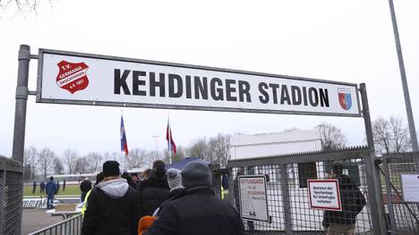 Das Kehdinger Stadion ist für den Ansturm zu klein